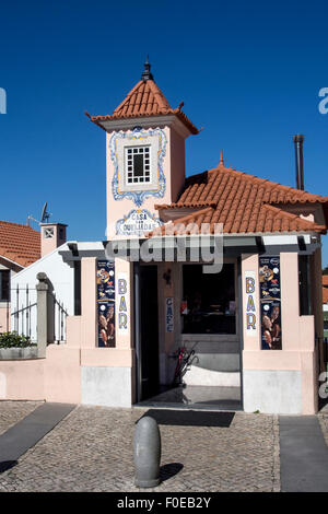 SINTRA, PORTOGALLO - 07 MARZO 2015: Grazioso bar caffetteria a Sintra, Portogallo Foto Stock