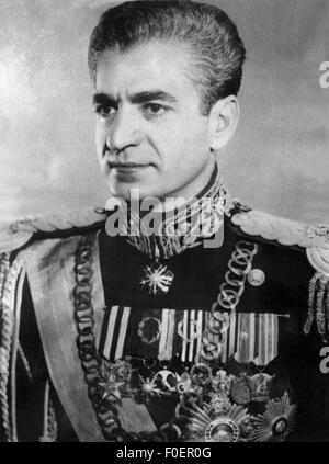 Mohammad Reza Pahlavi, 26.10.1919 - 27.7.1980, imperatore dell'Iran 1941 - 1979, ritratto, 1950s, Foto Stock