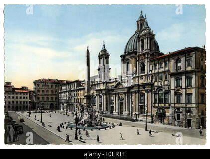 Geografia / viaggio, Italia, Roma, piazze, Piazza Navona, Fontana dei quattro fiumi e chiesa di Santa Agnese in Agone, cartolina, anni 50, obelisco egiziano, casa, case, strada, strade, piazza, piazze, fontana, fontane, quartiere Parione, Lazio, Italia centrale, Europa, Sud Europa, 50, XX secolo, storico, storico, bordo del ponte, persone, ulteriori diritti non disponibili Foto Stock