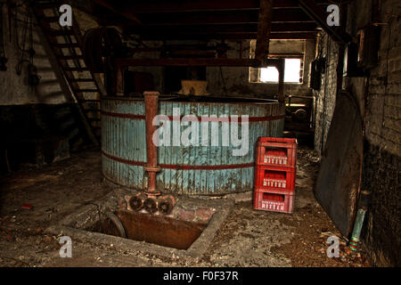 Ora chiuso e abbandonata White Star Brewery, Rick Steenweg in Belgio Foto Stock