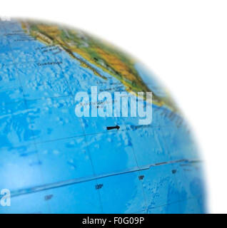 Mappa del globo mostra messicano costa ovest e parte dell Oceano Pacifico Dissolvenza al bianco isolato. Foto Stock