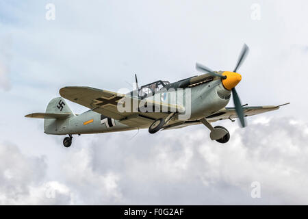 Hispano HA-1112 Mil Buchon/ Messerschmitt Bf109 - Tedesco WW2 degli aerei da caccia Foto Stock