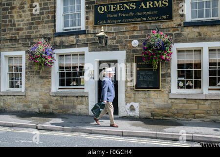 La Queens Arms ,Bakewell Derbyshire,UK. Foto Stock