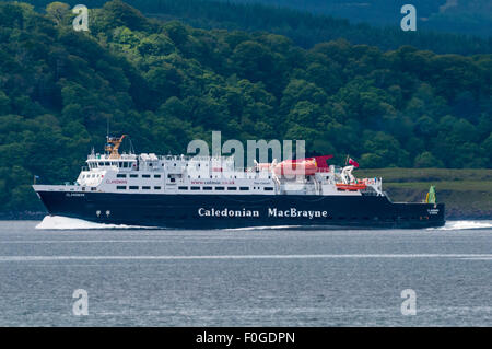 Il Caledonian MacBrayne Clyde & Traghetti delle Ebridi,Calmac, MV Clansman, navigando lungo il suono di Mull, Scozia Foto Stock