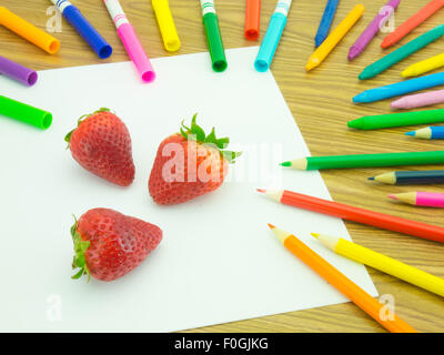 Guarda come il disegno di frutta e verdura su sfondo bianco. Foto Stock