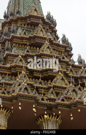 Il Grand Palace ( Phra Borom Maha Ratcha Wang) a Bangkok in Thailandia una delle più popolari destinazioni turistiche che vale la pena di una visita Foto Stock