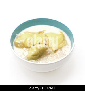 Thai dessert durian, riso con latte di cocco salsa isolati su sfondo bianco Foto Stock