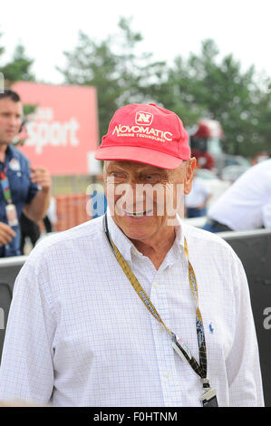 Brno, Repubblica Ceca. Il 16 agosto, 2015. Repubblica ceca MotoGP. Gran Premio Bwin. VIP ed ex pilota di F1, Niki Lauda sulla griglia di credito: Azione Plus immagini di sport/Alamy Live News Foto Stock