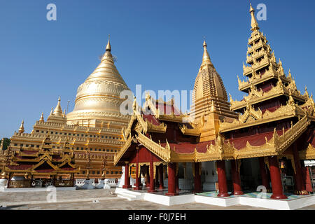 La Pagoda Shwezigon, Mandalay Division, Bagan, Mandalay Division, Myanmar Foto Stock