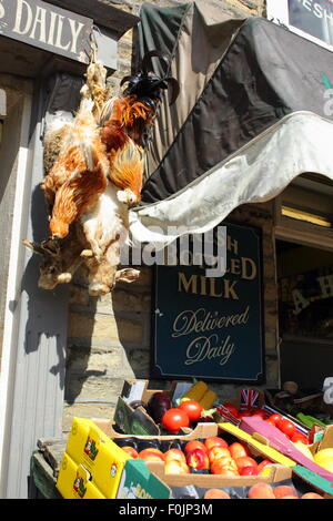"Hankins Ortolano e Fruiterer' in Hayfield, Derbyshire - utilizzato come location del film dalla BBC per il villaggio. Foto Stock