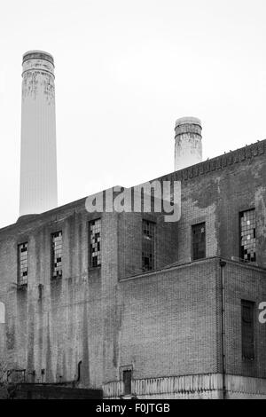 Vista di Battersea Power Station di Londra, Inghilterra, Regno Unito Foto Stock