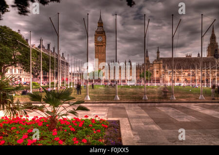 La piazza del Parlamento e le case del parlamento di Londra, Inghilterra Foto Stock