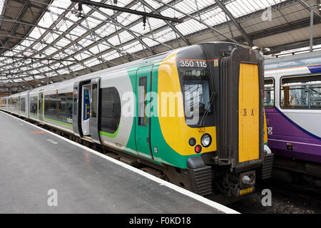 London midland treno a Liverpool Lime street station England Regno Unito Foto Stock