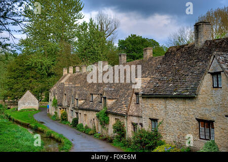 Arlington Row a Bibury, Gloucestershire, Cotswolds, Inghilterra, Gran Bretagna, Europa Foto Stock