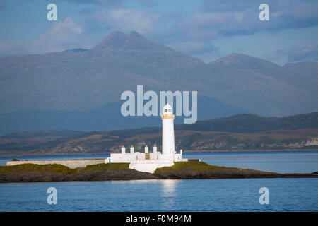 Il faro di Lismore del XIX secolo a Eilean Musdile, Firth of Lorne all'ingresso del Loch Linnhe, costruito da Robert Stevenson nel 1833, Scozia, Regno Unito Foto Stock