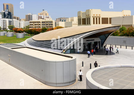 Perla come unione di ingresso in stazione, Deira, Dubai, UAE Foto Stock