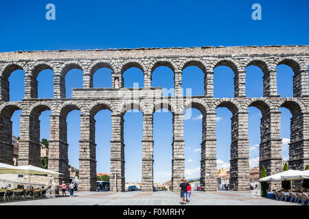 The Roman Aqueduct of Segovia, Spain Foto Stock