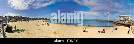 Panoramica orizzontale (3 foto) cucitura a vista della spiaggia di Weymouth, Dorset. Foto Stock