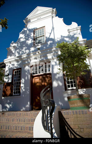 Architettura coloniale datato dal 1855 in Franschhoek vicino a Cape Town. Sud Africa Foto Stock