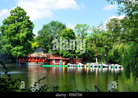 Parco Cismigiu a Bucarest, Romania Foto Stock