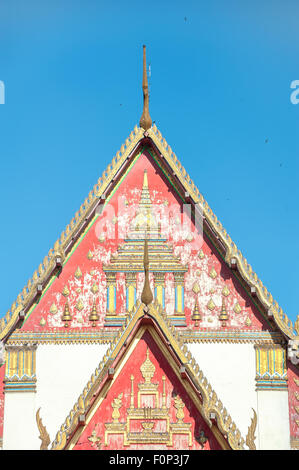 Dettaglio del tetto di Wihan Phra Mongkhon Bophit, Ayutthaya, Thailandia Foto Stock