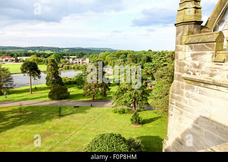 Alton Towers casa abbandonati in Estate Theme Park Gardens Inghilterra Staffordshire REGNO UNITO Foto Stock