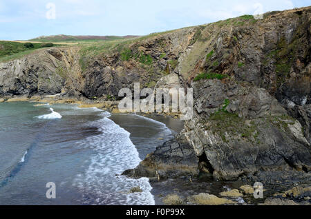 Spiaggia Pwllcrochan Pembrokeshire Coast National Park Galles Cymru REGNO UNITO GB Foto Stock