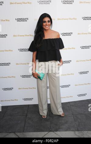 Los Angeles, CA, Stati Uniti d'America. 19 Ago, 2015. All'arrivo per lei è divertente che modo Premiere, Armonia Gold Theatre, Los Angeles, CA il 19 agosto 2015. Credito: Elizabeth Goodenough/Everett raccolta/Alamy Live News Foto Stock