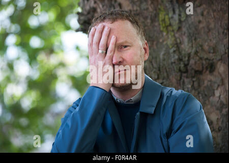 Artista Nathan Coley che compaiono all'Edinburgh International Book Festival Foto Stock