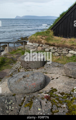 L'Islanda, a ovest di fiordi (Westfjords). Isafjordur, Bolungarvik. Osvor (aka Maritime Museum) xix secolo Fisherman's stazione. Foto Stock