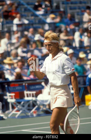 Martina Navratilova in azione presso l'U.S. Aprire il torneo di tennis a Flushing Meadows Park nel settembre 1988 Foto Stock