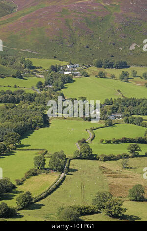 Vista su scale e craigleigh in newlands valley da cat campane, Lake District, cumbria, England, Regno Unito Foto Stock