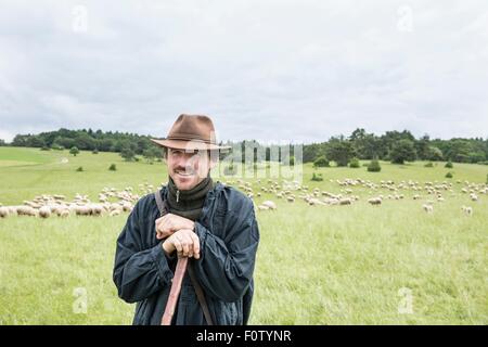 Ritratto di imprenditore nel campo Foto Stock