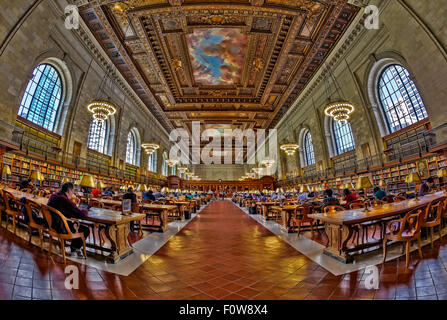 Gli ornati Rose Sala di lettura principale presso la Stephen A. Schwarzman Building comunemente noto come il ramo principale della New York Public Foto Stock