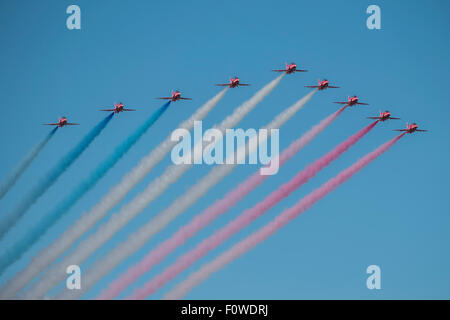 Bournemouth, Regno Unito. Il 21 agosto 2015. oltre quattro giorni come l'Ottava annuale Bournemouth Air Festival si mette in modo Credito: Paul Chambers/Alamy Live News Foto Stock