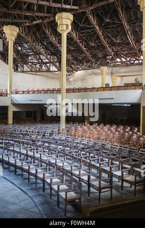 Teatro tende rosse e sedi Foto Stock