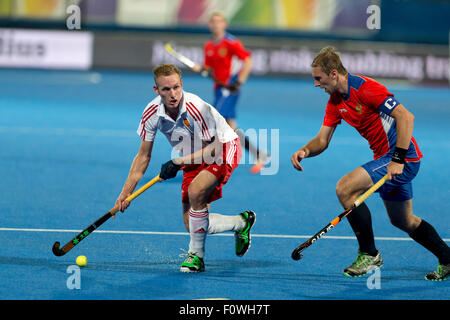 Lee Valley, Londra, Regno Unito. 21 Ago, 2015. Unibet EuroHockey Championships Day 1. Inghilterra v Russia. Credito: Simon Balson/Alamy Live News Foto Stock