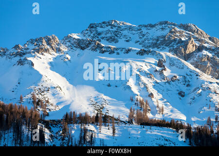 Alpi austriache, mountain range coperto di neve, in inverno Foto Stock