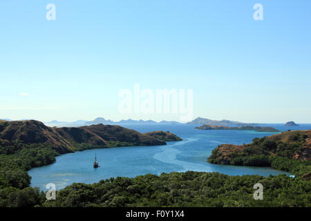 Parco Nazionale di Komodo, visto dal Rinca. Nusa Tenggara, Indonesia. Foto Stock