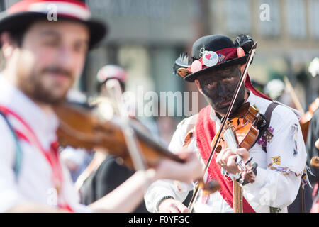 Il Saddleworth Ruschart Festival in Uppermill domenica 23 agosto 2015). Foto Stock