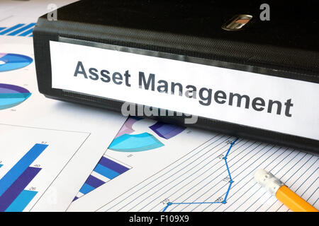 Grafici e file Cartella con l'etichetta Asset Management. Il concetto di business. Foto Stock