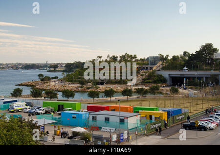 Sydney Agosto 2015: Guardando a nord sopra l'area di costruzione per la nuova riserva di Barangaroo Headland Reserve sul Porto di Sydney. 11 ettari di spazio aperto Foto Stock