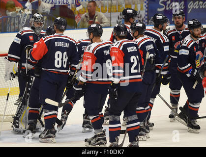 Ostrava, Repubblica Ceca. 23 Ago, 2015. 2° turno gruppo I ice hockey Champions League, HC Vitkovice acciaio vs Adler Mannheim in Ostrava, Repubblica Ceca il 23 agosto 2015. I giocatori di Vitkovice. © Jaroslav Ozana/CTK foto/Alamy Live News Foto Stock