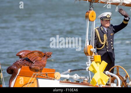 Amsterdam, Paesi Bassi. 23 Ago, 2015. Il principe Maurits a vela 2015 ad Amsterdam in Olanda, 23 agosto 2015. Foto: Patrick van Katwijk/ point de vue fuori - nessun filo SERVICE -/dpa/Alamy Live News Foto Stock