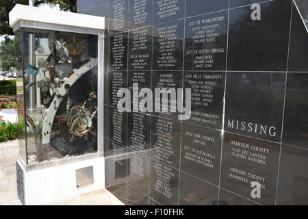 Una vista dell'Uragano Katrina memorial per Biloxi, Mississippi, Stati Uniti d'America, 13 agosto 2015. Il memoriale commemora le vittime dell uragano Katrina ha distrutto più del novanta per cento delle case residenziali ed edifici nell'area locale di dieci anni fa. Foto: Chris Melzer/dpa Foto Stock