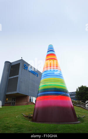 Esterno della Saint Mary Hospital e colorato il cono sull'Isola di Wight Foto Stock