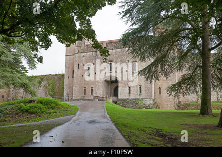 Caldicot Castle è un restaurato castello normanno con pavimenti in legno e un country park con kids' eventi, shop e sala da tè. Foto Stock