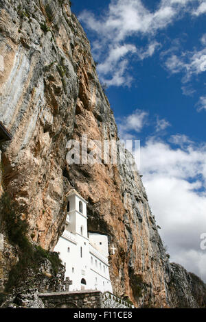 Monastero di Ostrog nel cuore del Montenegro Foto Stock