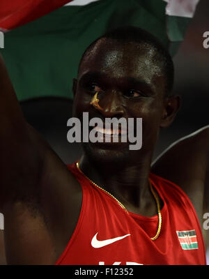 Pechino, Cina. 25 Ago, 2015. Il Kenya è David Lekuta Rudisha celebra vincendo la finale degli uomini a 800 metri presso la IAAF 2015 Campionati del mondo presso il "nido" dello Stadio Nazionale di Pechino, capitale della Cina, e il agosto 25, 2015. © Wang Haofei/Xinhua/Alamy Live News Foto Stock