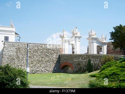 Ponte per il castello di Bratislava in Slovacchia Foto Stock